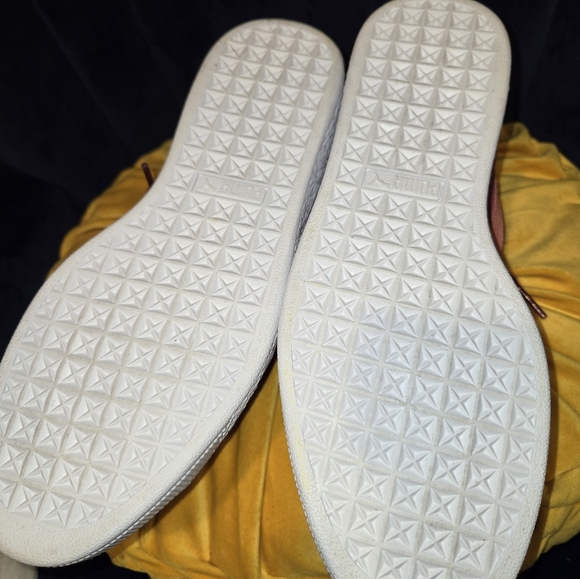 Puma Suede Classic Lace Up Sneaker WOMAN SIZE 10 - Picture 4 of 6